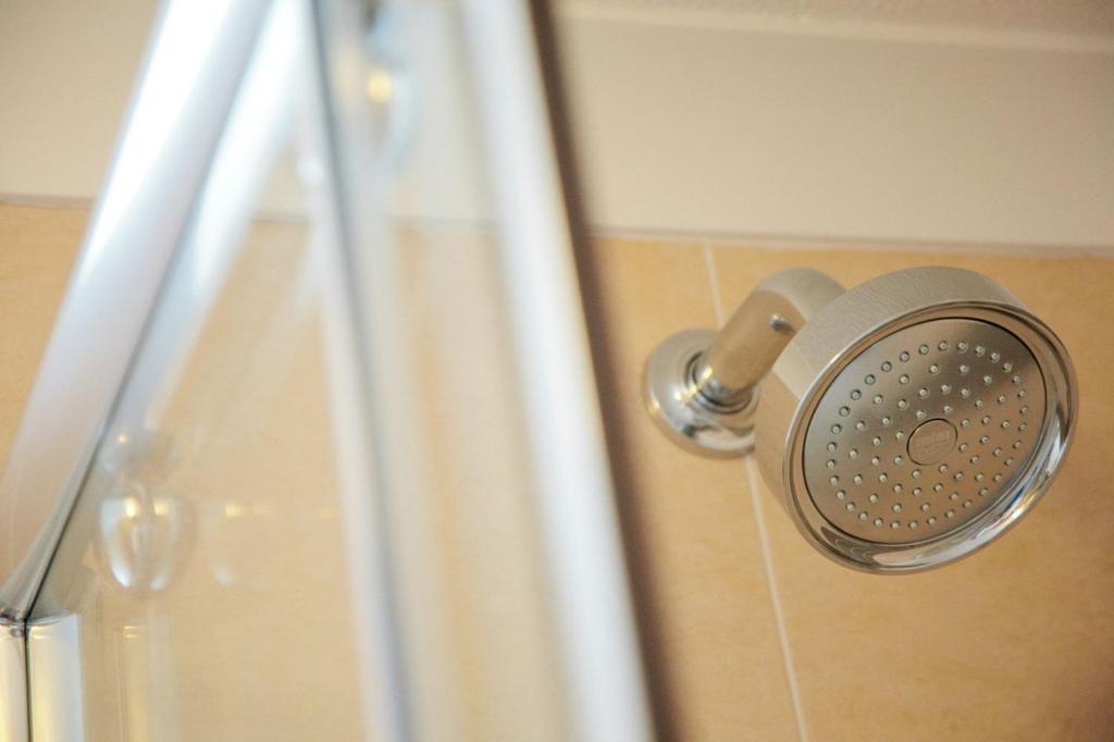 Caledonia Hotel Rosyth Bilik gambar