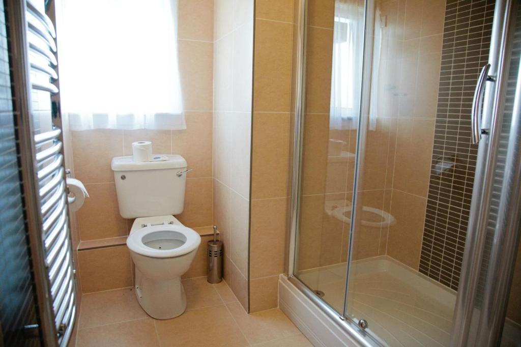 Caledonia Hotel Rosyth Bilik gambar